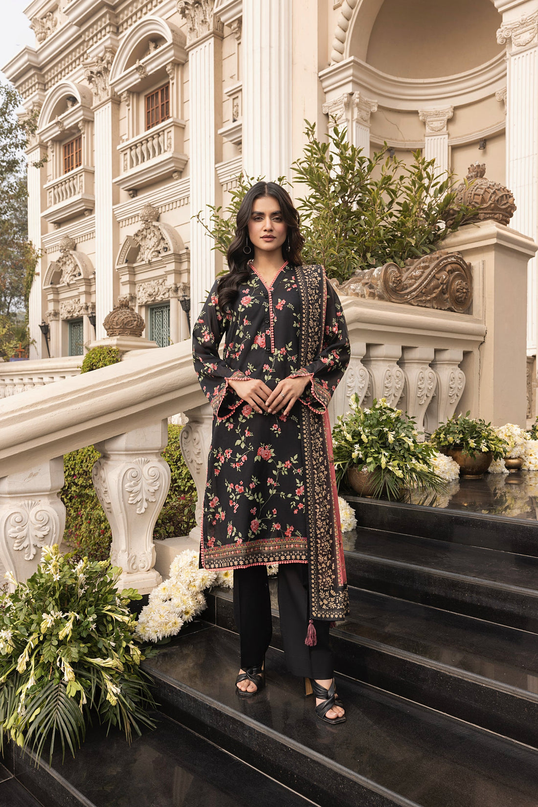 Lakhany Komal LG-MM-0260 03 Piece Unstitched Printed With Printed Textured Lawn Dupatta