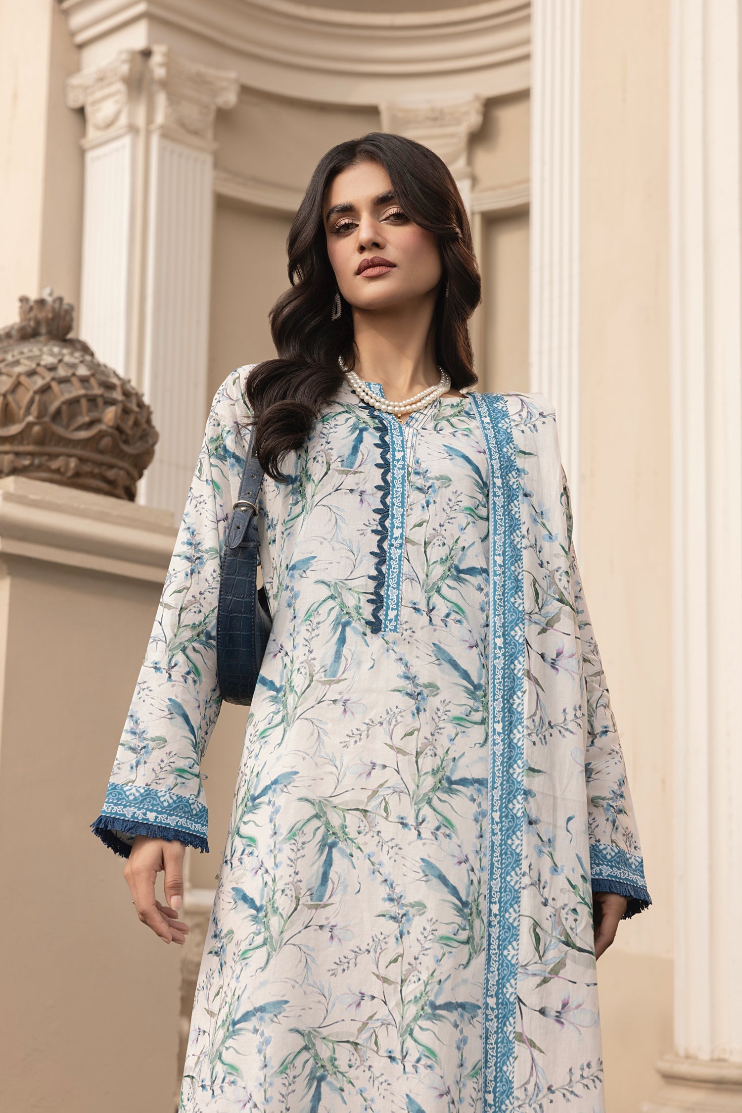 Lakhany Komal LG-MM-0261 03 Piece Unstitched Printed With Printed Textured Lawn Dupatta