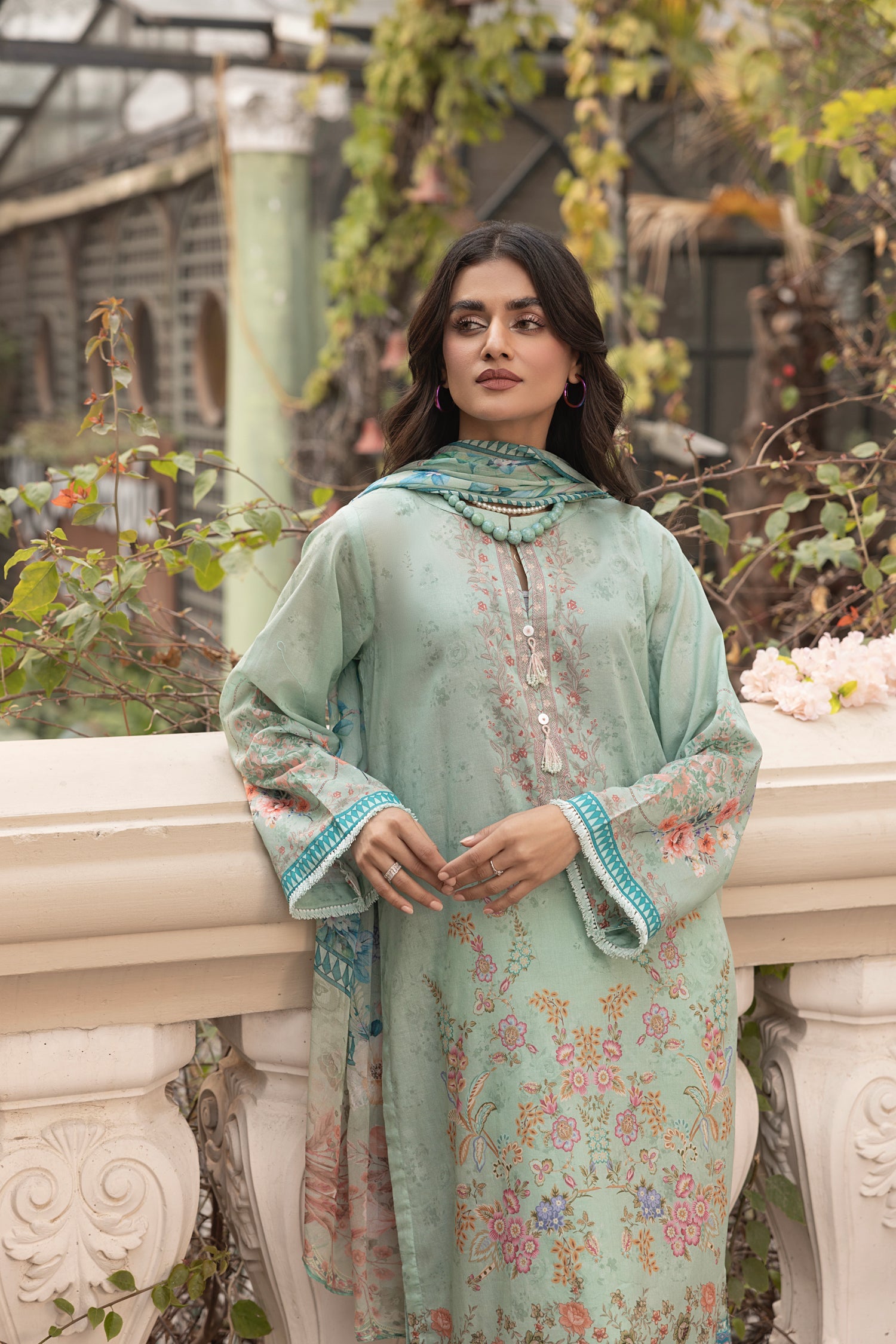 Lakhany Komal LG-MM-0300 03 Piece Unstitched Printed With Printed Chiffon Dupatta