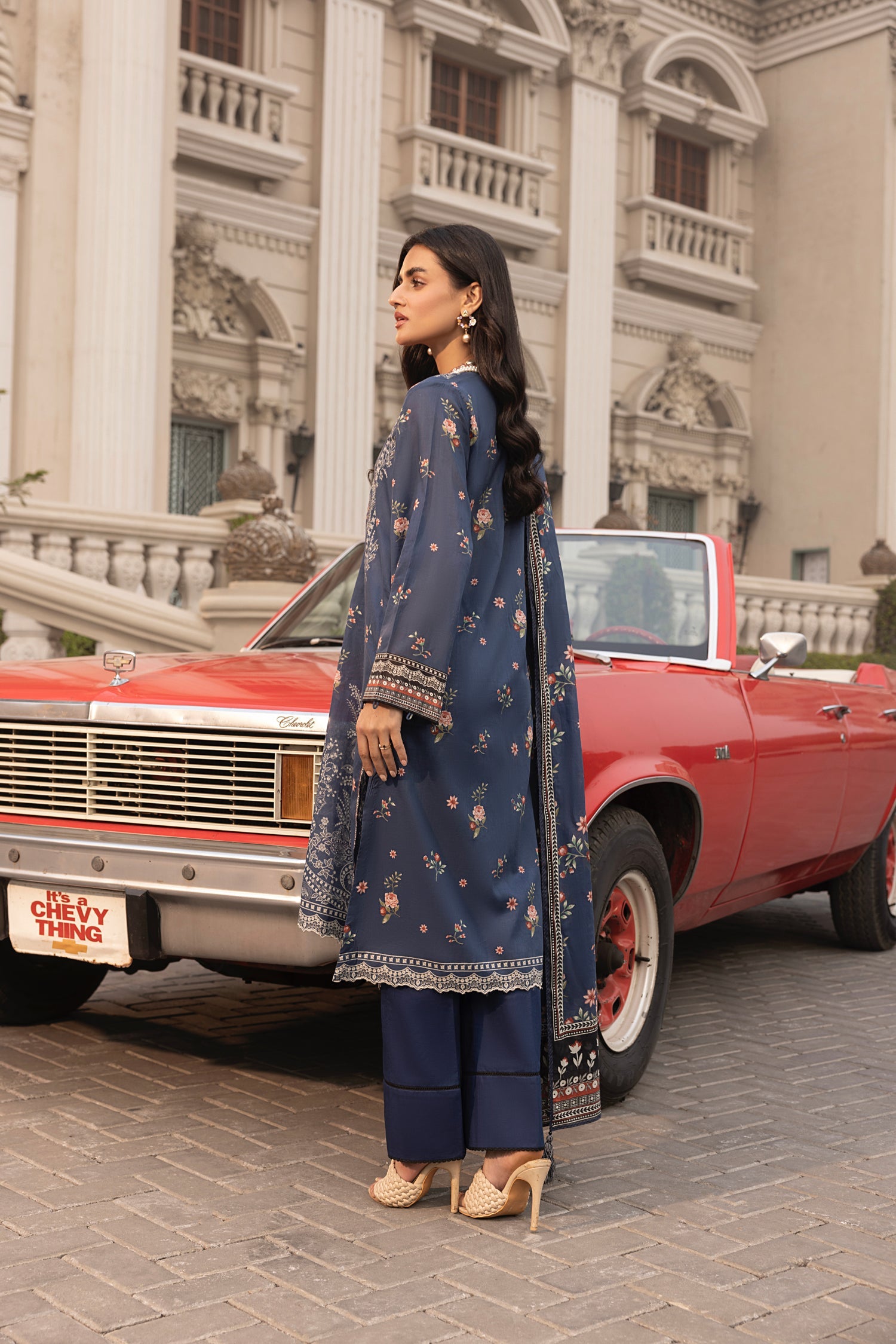 Lakhany Komal LG-MM-0262 03 Piece Unstitched Printed With Printed Textured Lawn Dupatta