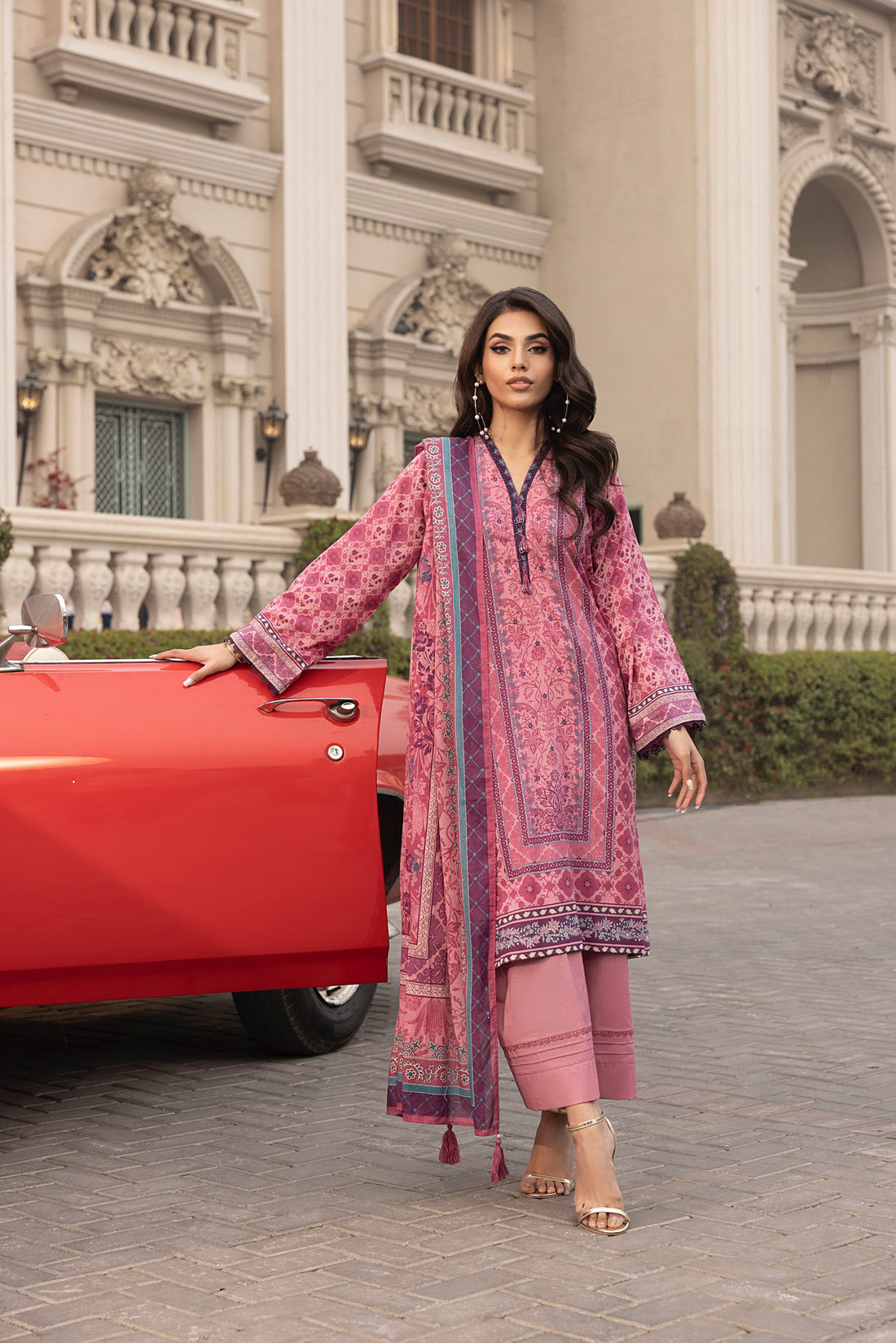 Lakhany Komal LG-RL-0166 03 Piece Unstitched Printed With Printed Textured Lawn Dupatta