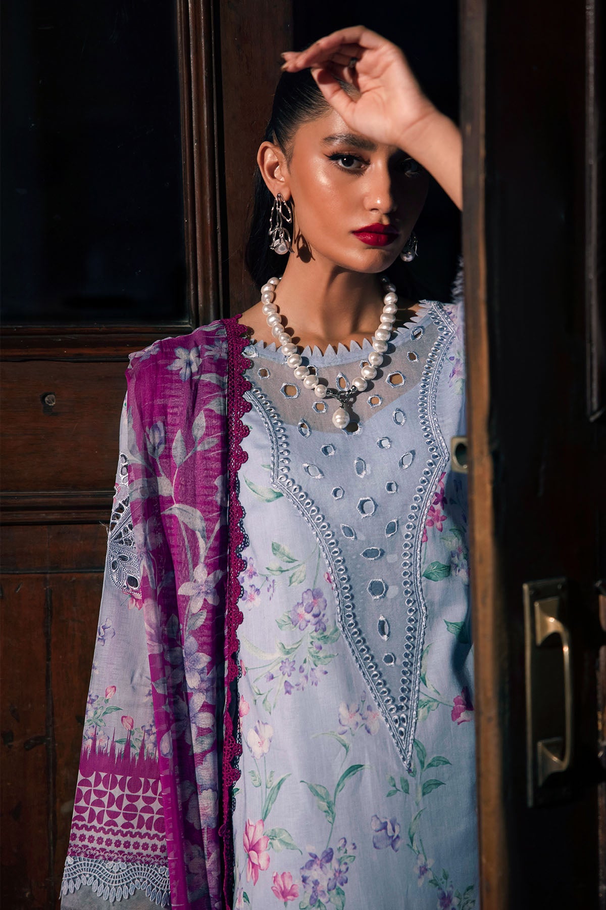 Nureh Glam Girl Unstitched Embroidered GL-17  Printed Lawn Collection 2025