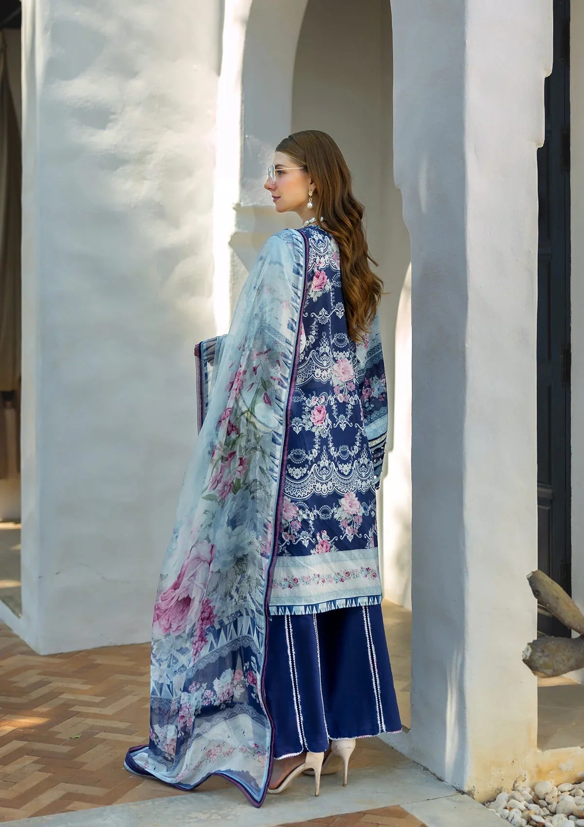 ELAF SIGNATURE COLLECTION 2025 ETS-06A LONDON BLUES - EMBROIDERED LAWN COLLECTION