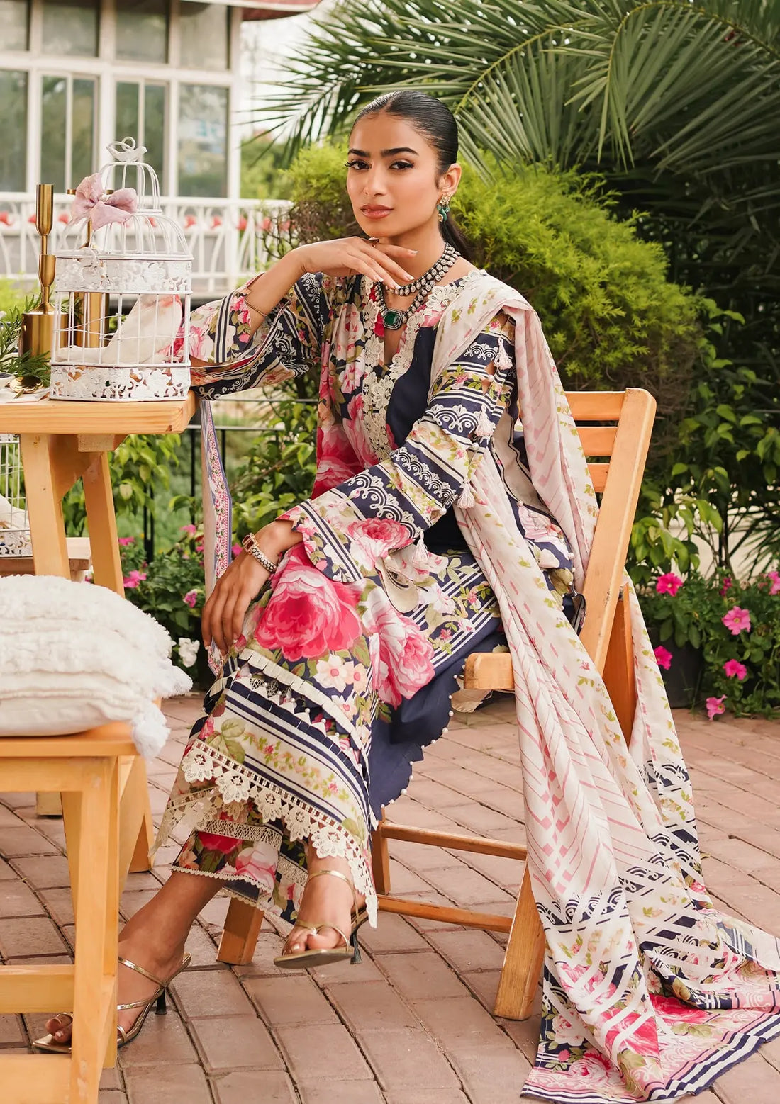 Elaf Prints Printed Lawn – EEP-05B - Amica