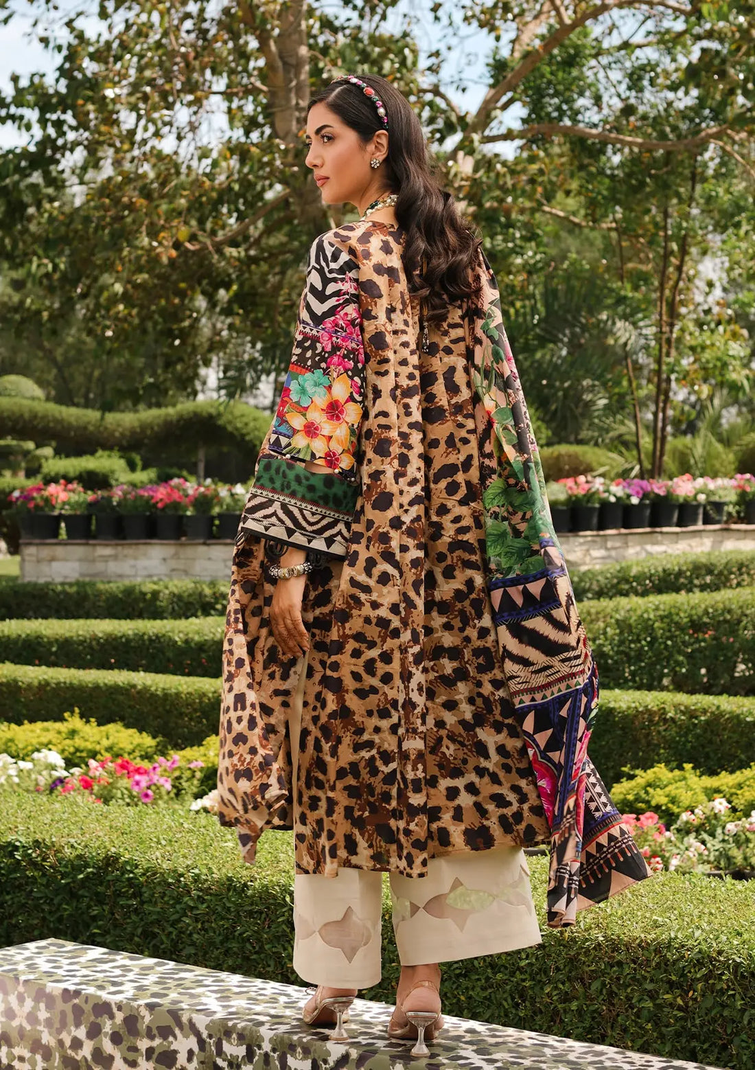 Elaf Prints Printed Lawn – EEP-06A - Menagerie