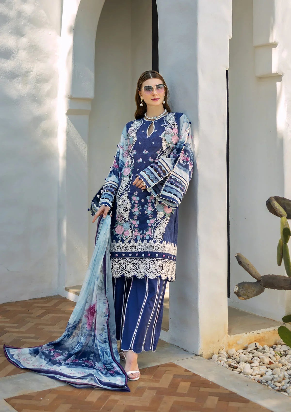 ELAF SIGNATURE COLLECTION 2025 ETS-06A LONDON BLUES - EMBROIDERED LAWN COLLECTION