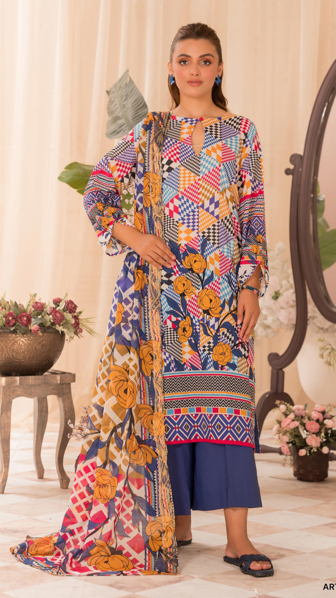 Guljee Popinn Floral Prints Article 5 Unstitched 3 Piece Lawn 24