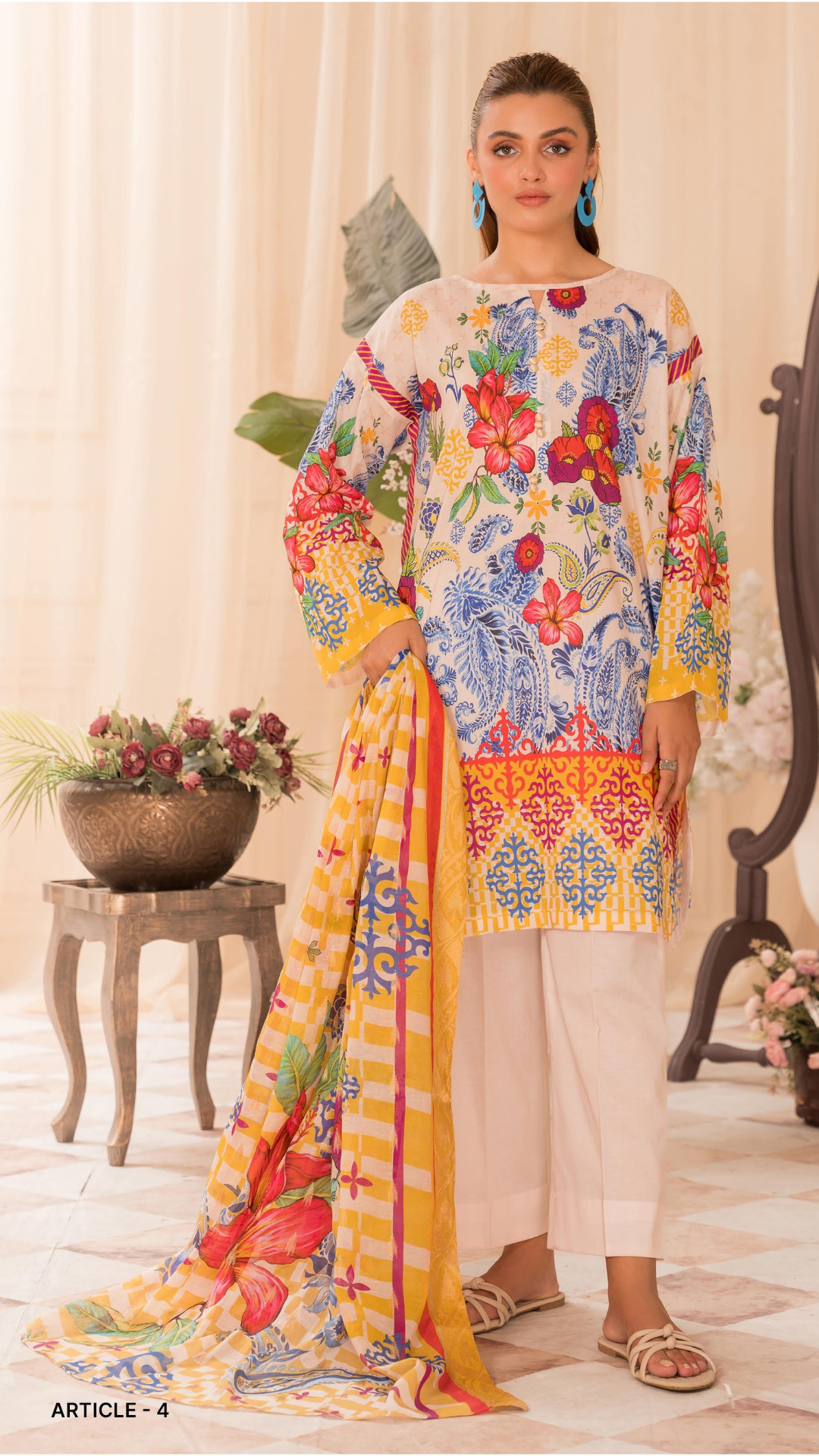 Guljee Popinn Floral Prints Article 4 Unstitched 3 Piece Lawn 24