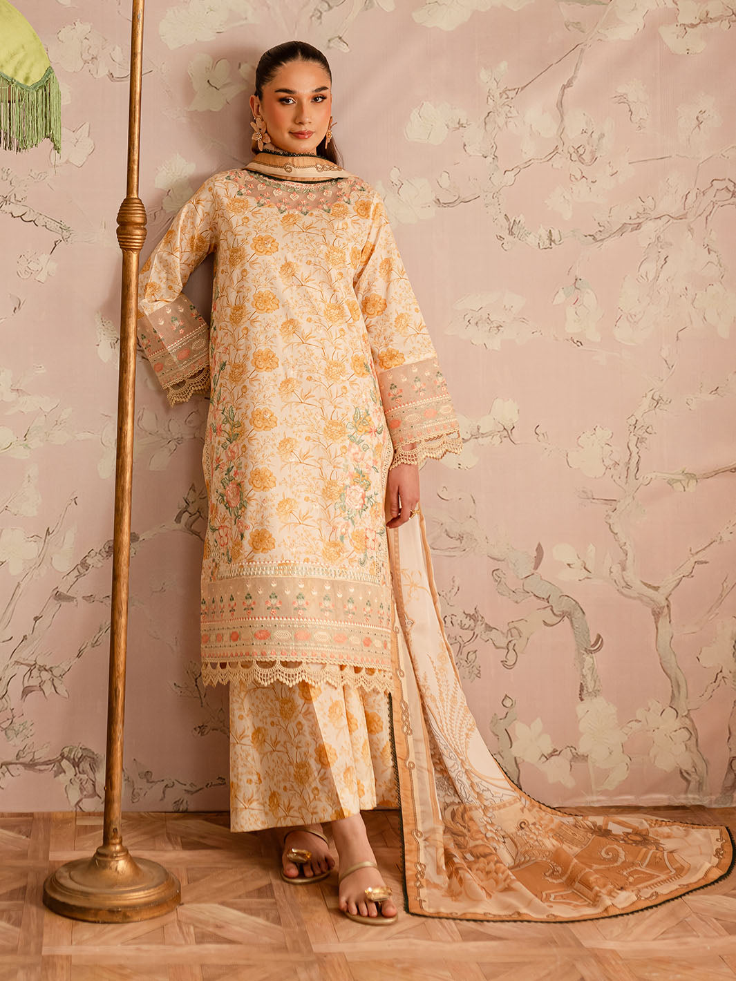 Mahnur Leila Printkari LP - 02 | 3 PC Lawn Mandarin