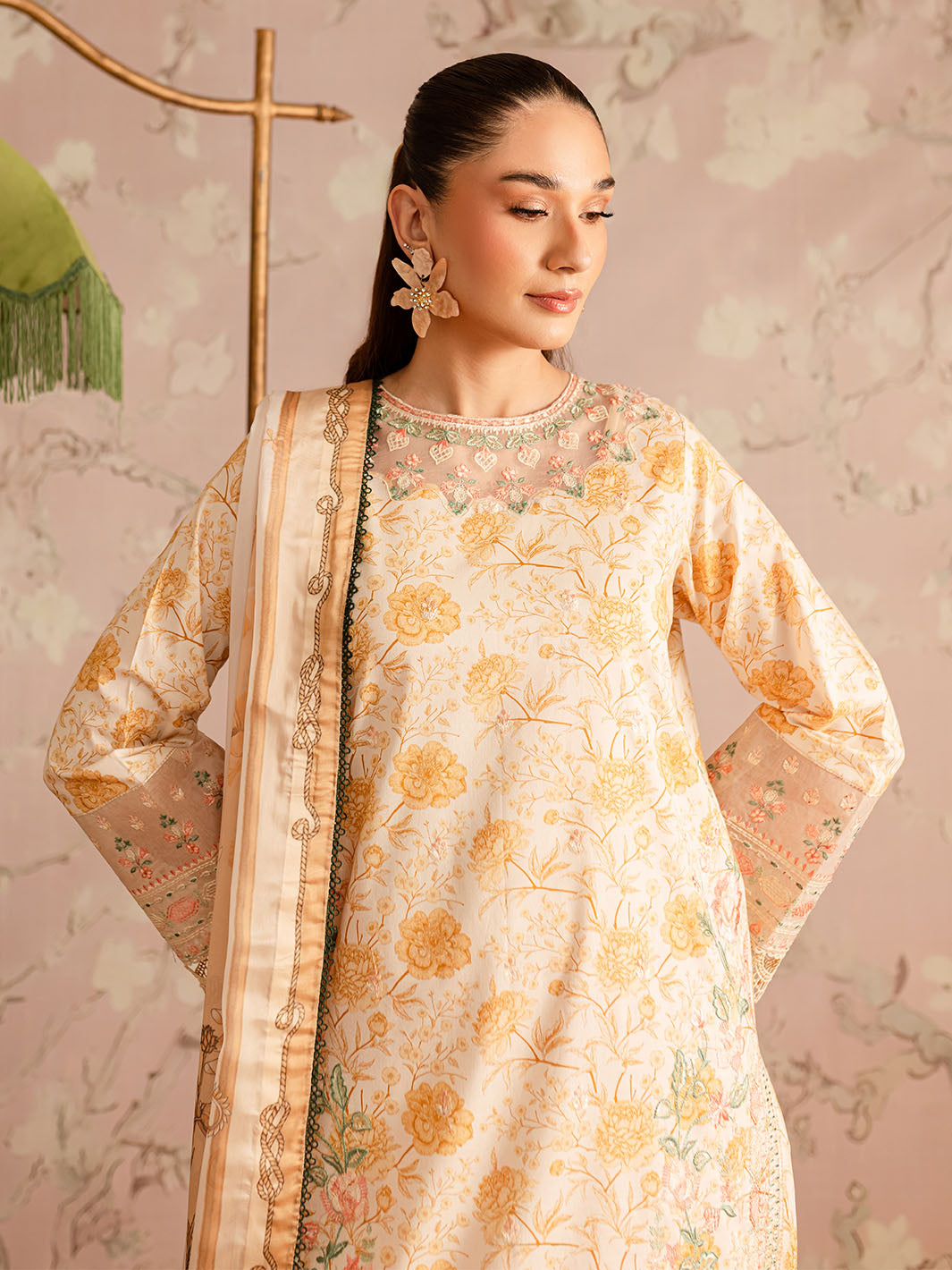 Mahnur Leila Printkari LP - 02 | 3 PC Lawn Mandarin