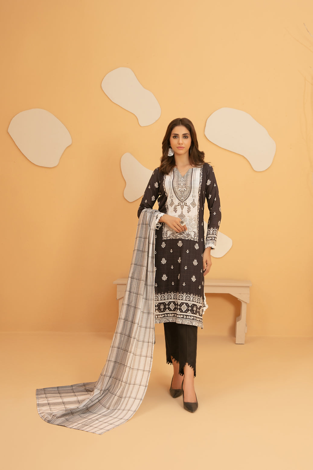 Tawakkal Syah Lawn Digital Print Fancy Banarasi Dupatta D-3558