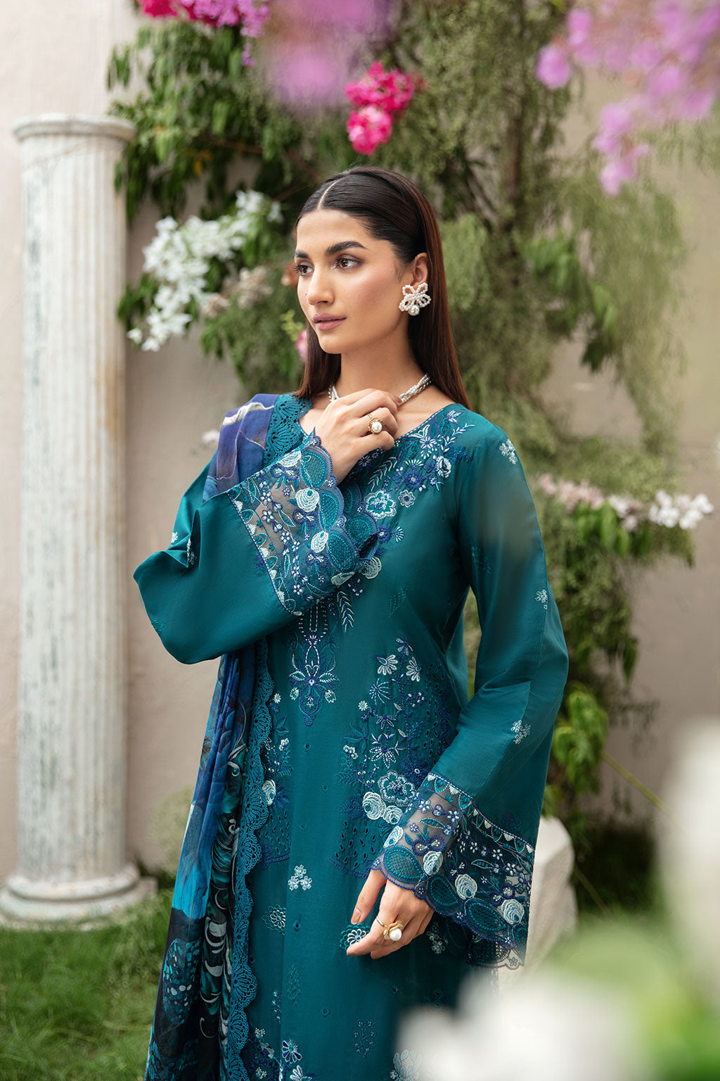 Ramsha Riwayat Luxury Lawn Vol 10 Y-1002