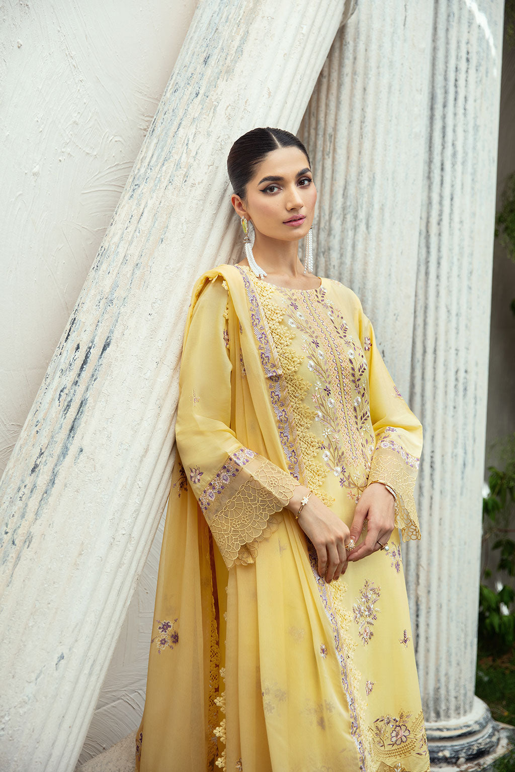 Ramsha Riwayat Luxury Lawn Vol 10 Y-1003