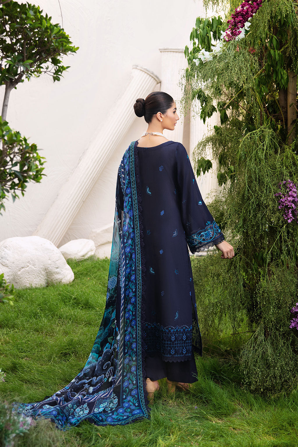 Ramsha Riwayat Luxury Lawn Vol 10 Y-1005