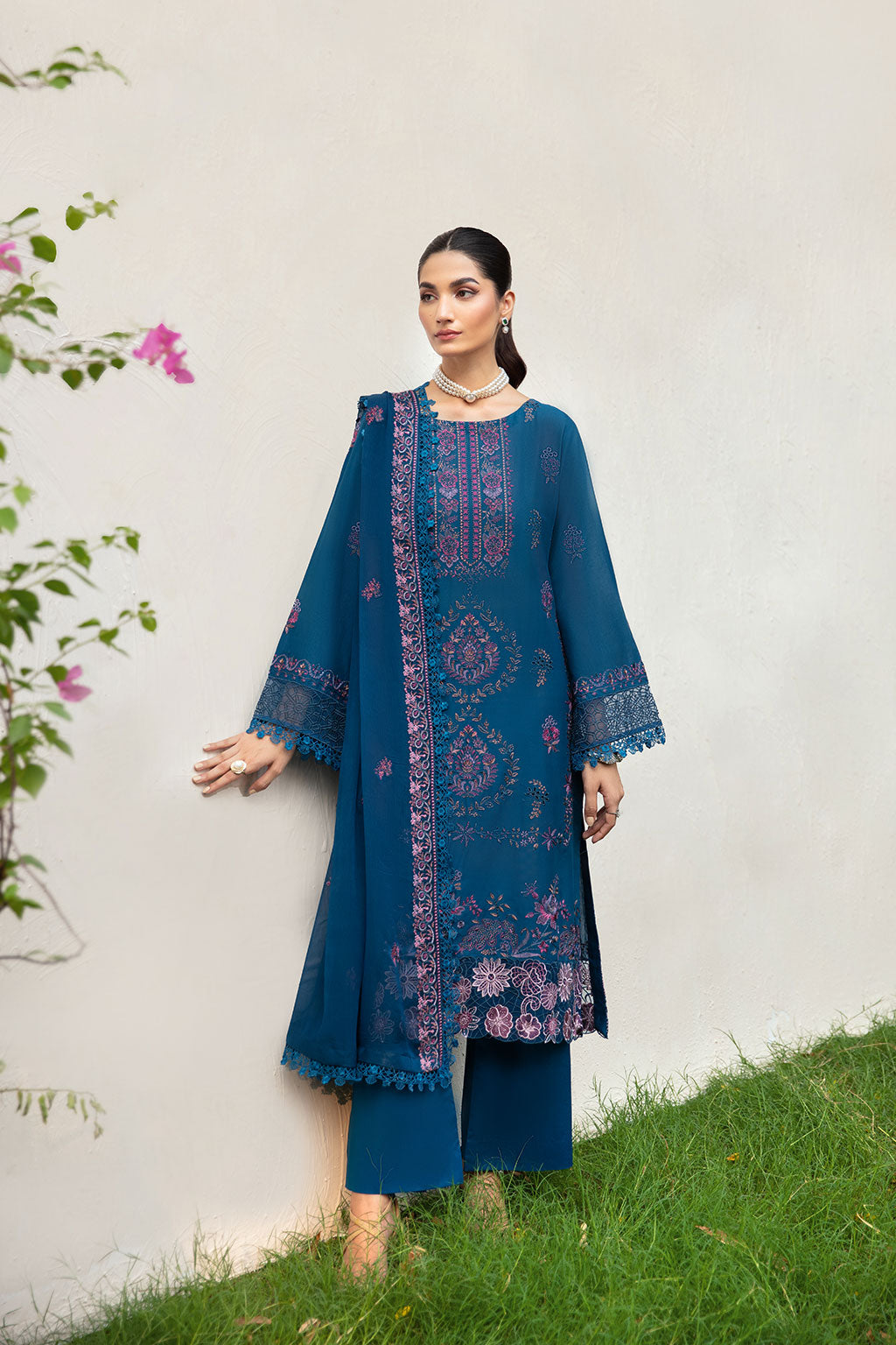 Ramsha Riwayat Luxury Lawn Vol 10 Y-1008