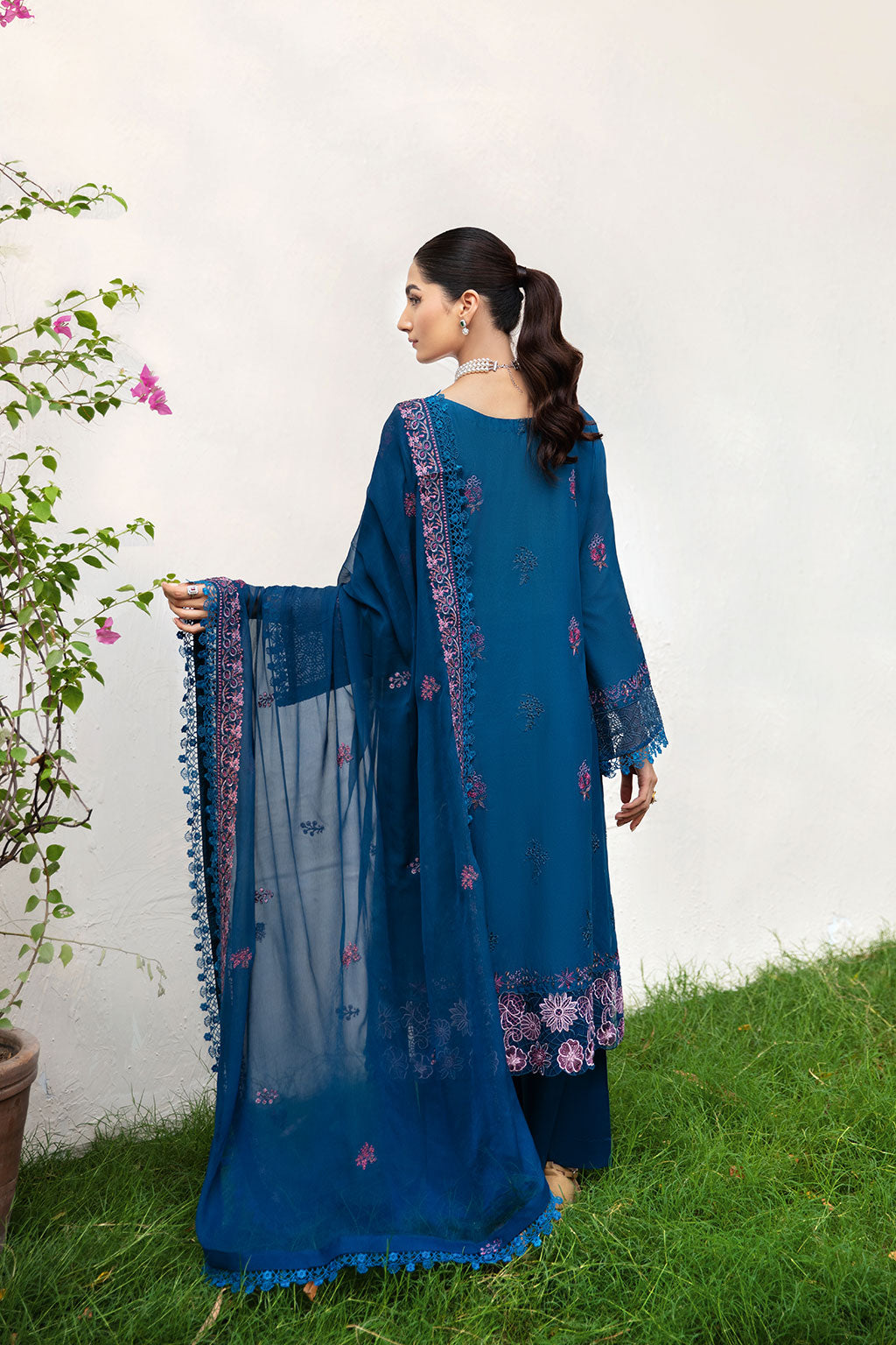 Ramsha Riwayat Luxury Lawn Vol 10 Y-1008