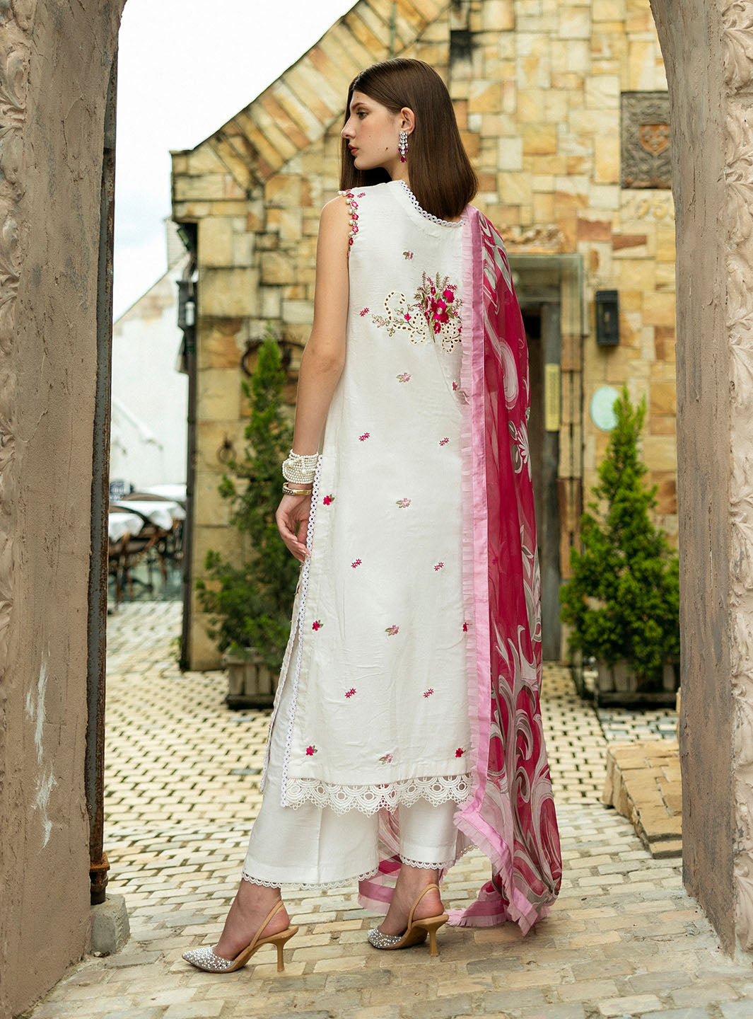 Roheenaz Flanerie Lawn'25 Michlea-1B Unstitched Dyed Lawn