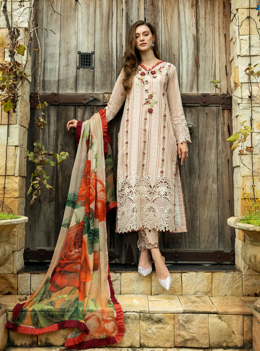 Roheenaz Flanerie Lawn'25 Sophie-2B Unstitched Dyed Lawn