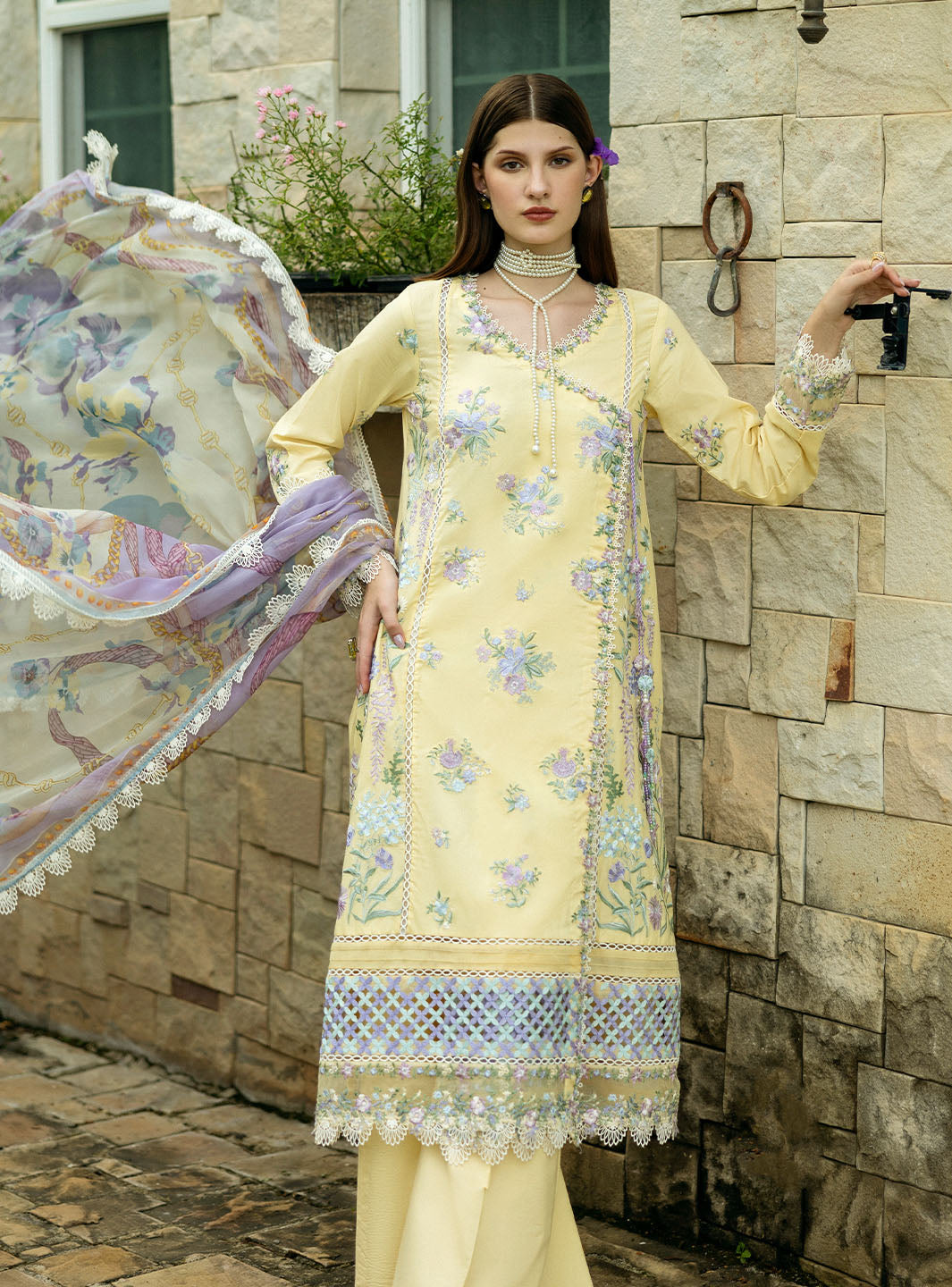 Roheenaz Flanerie Lawn'25 Gisele-4A Unstitched Dyed Lawn