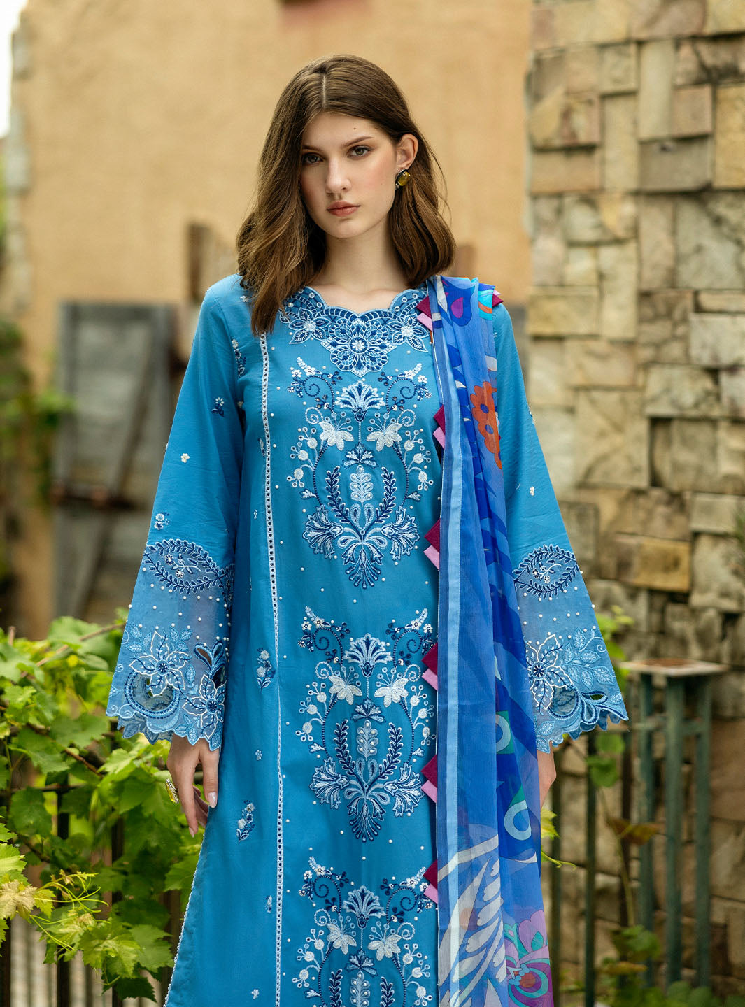 Roheenaz Flanerie Lawn'25 Noemi-6B Unstitched Dyed Lawn