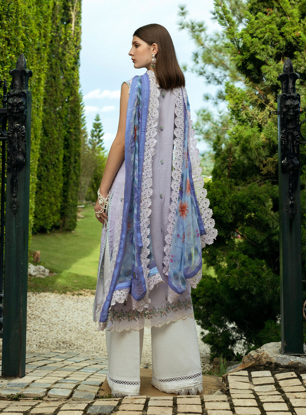 Roheenaz Flanerie Lawn'25 Juana-8B Unstitched Dyed Lawn