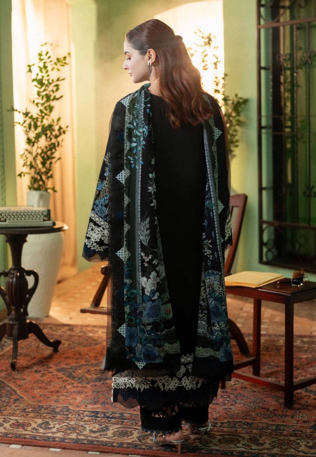 Jade x Hania Amir Ombre SS 25 Intezar Premium Lawn Black