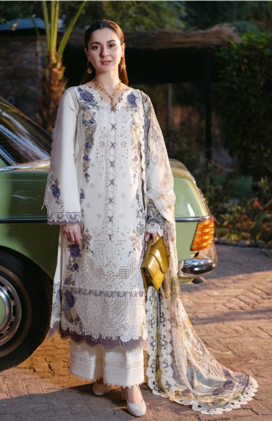 Jade x Hania Amir Ombre SS 25 Intezar Premium Lawn White