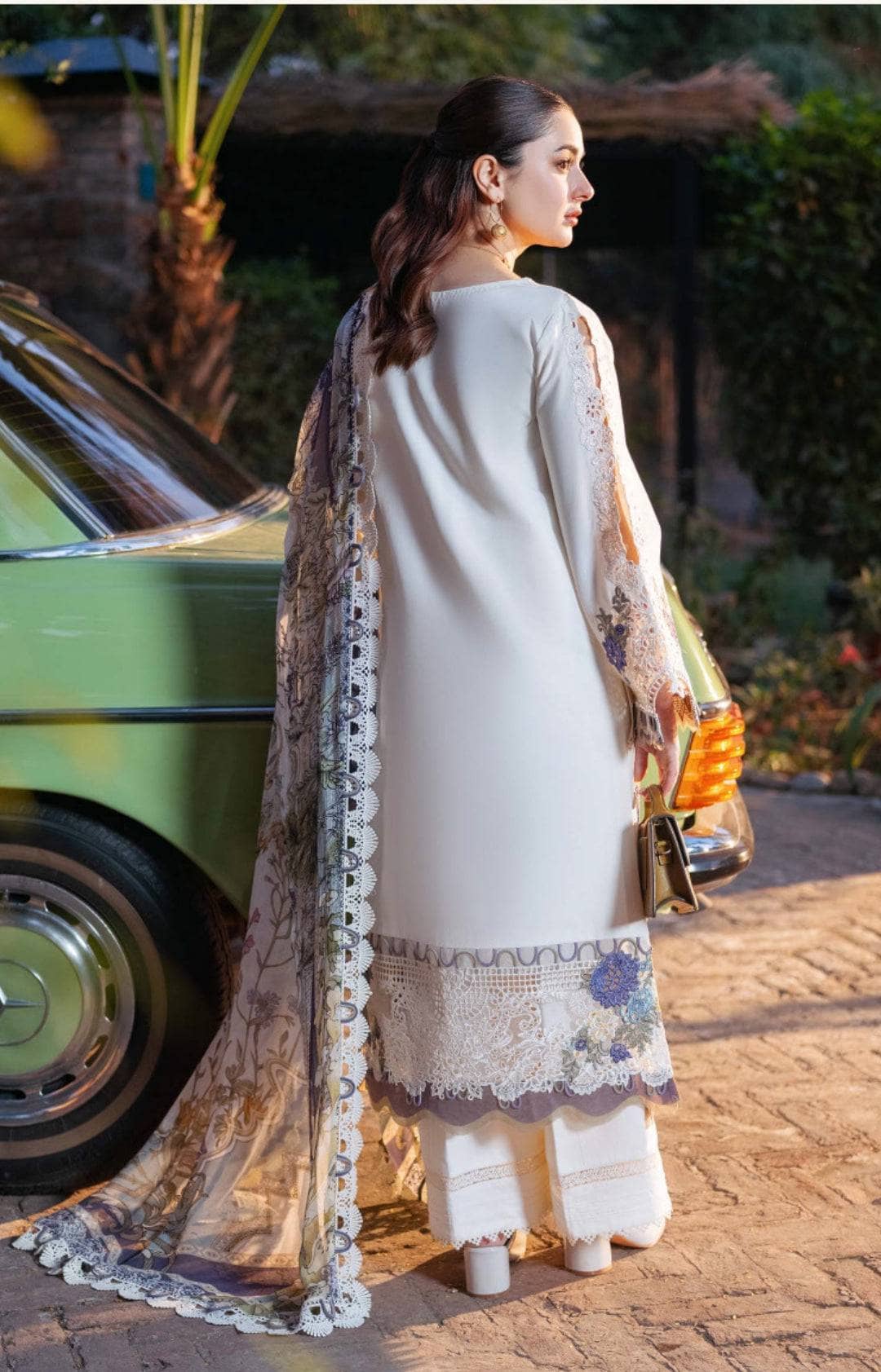 Jade x Hania Amir Ombre SS 25 Intezar Premium Lawn White