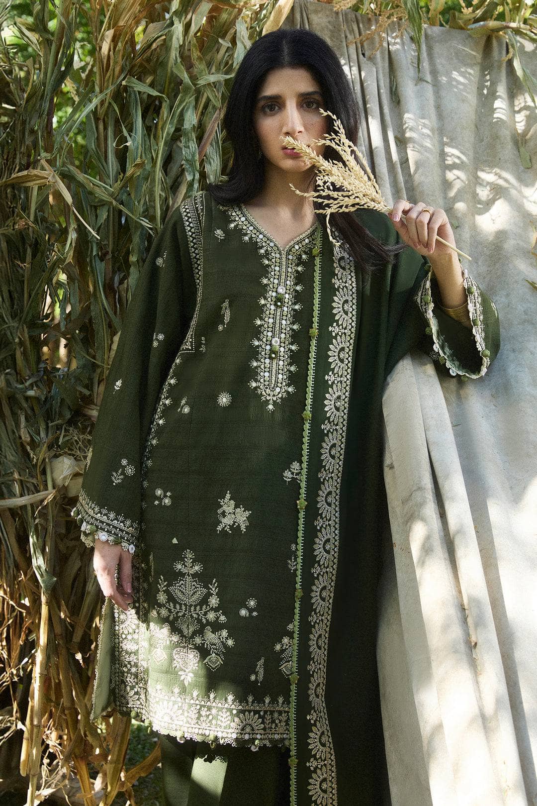 Zaha Winter 2024 Unstitched SABAAZ (ZW24-01)