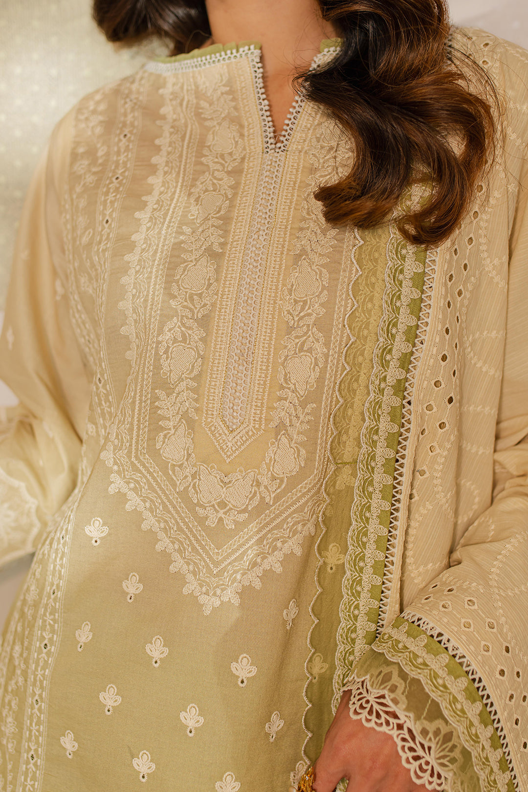 Zellbury Chikankari Unstitched Embroidered Shirt Shalwar Dupatta - 0702