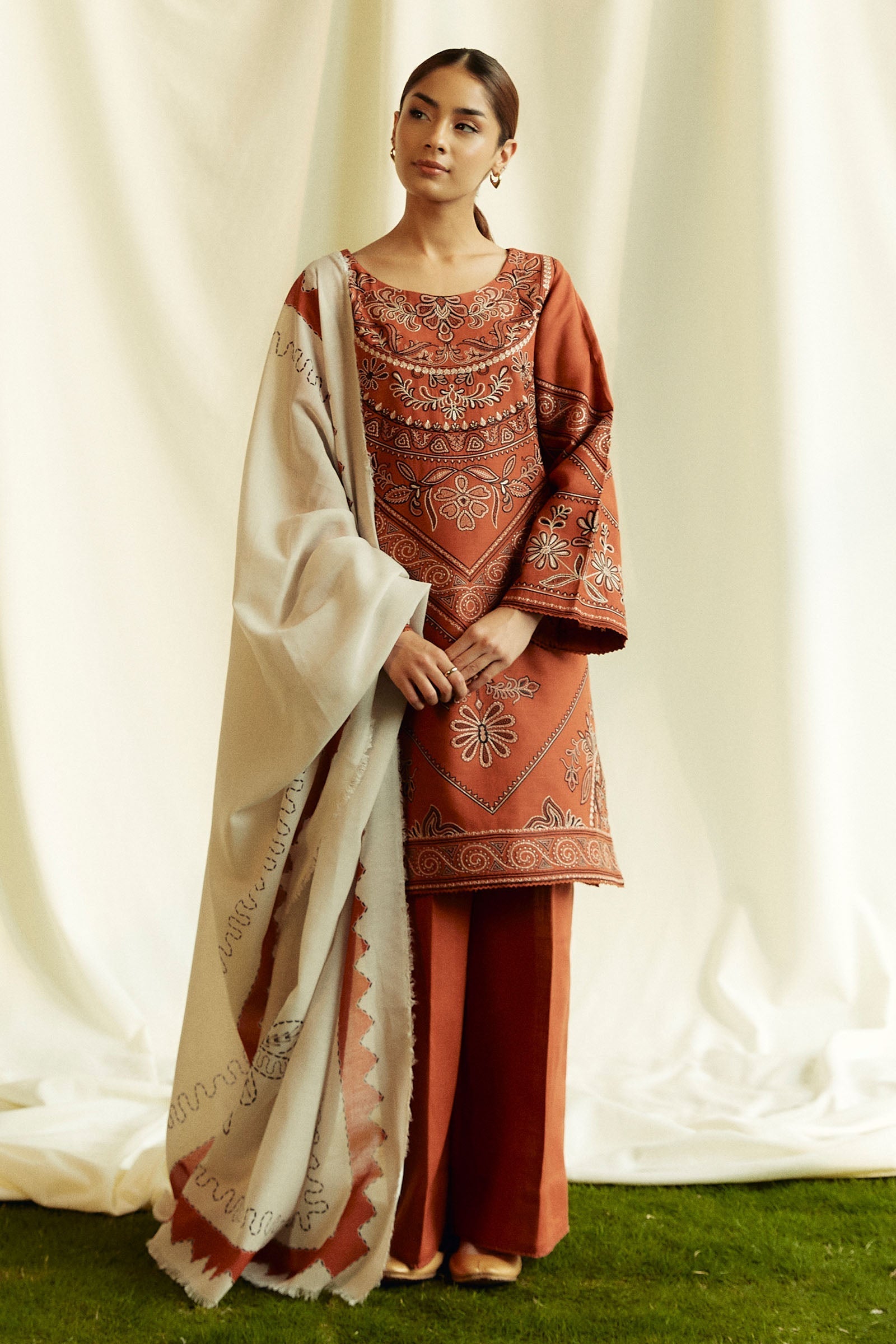 Zara Shahjahan Unstitched Coco Winter 2024 Topaz-4B