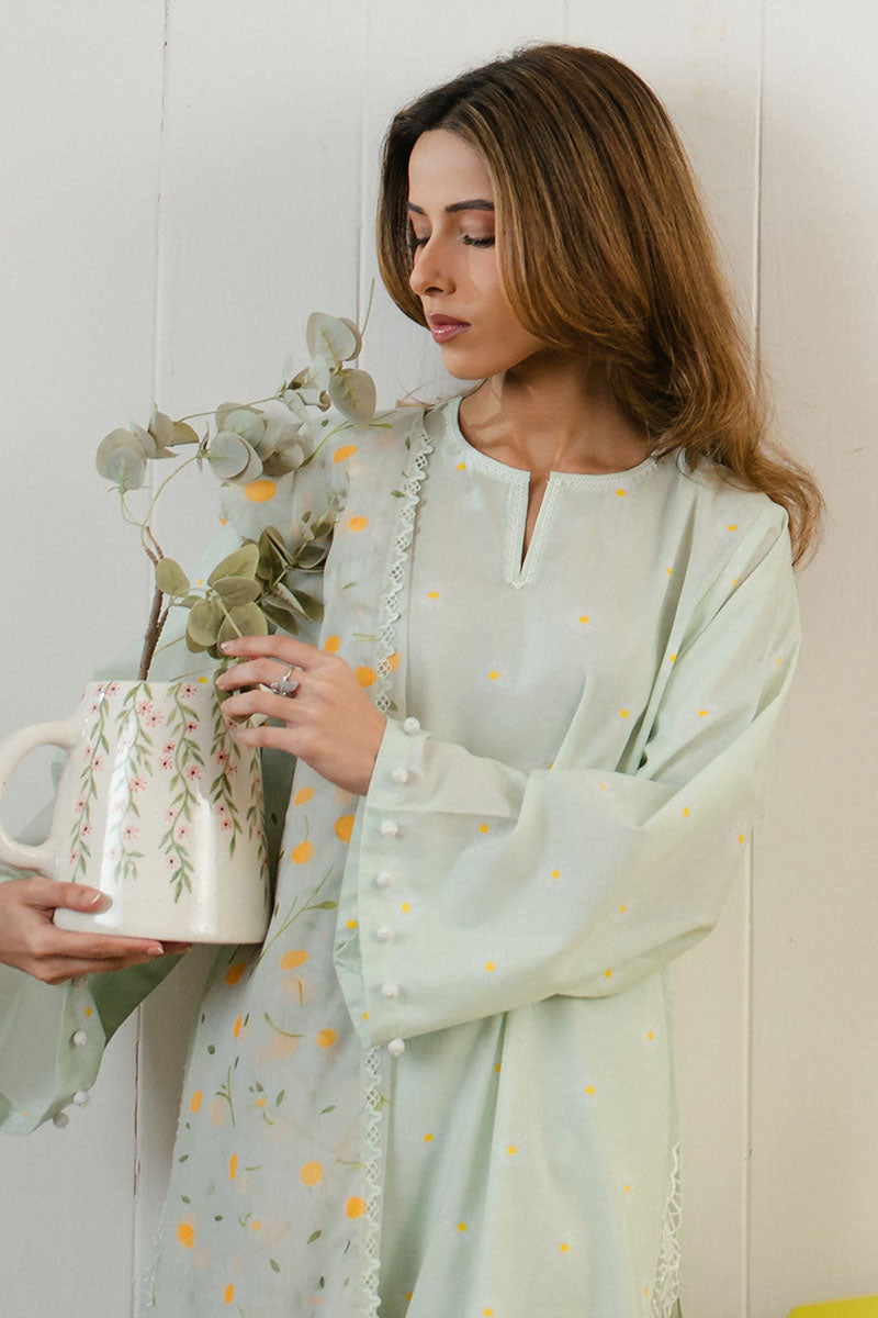 Cross Stitch Daily Unstitched Collection DAISY BLOOM-3 PC PRINTED LAWN SUIT